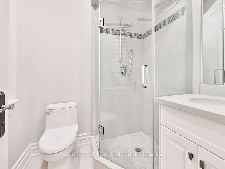 182 Saint Leonards Ave — Photo 31