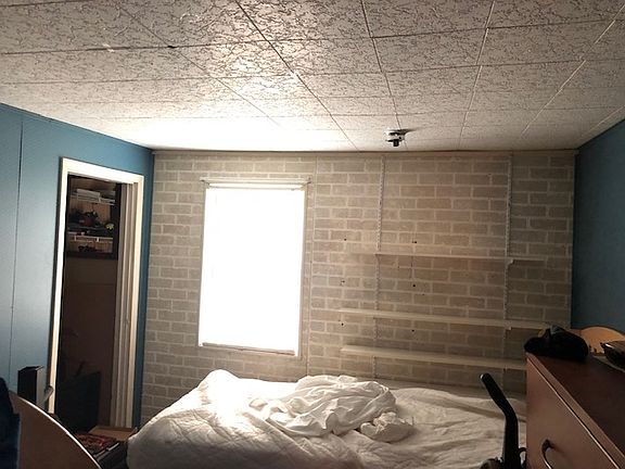 2nd image of 206 N Vine St
