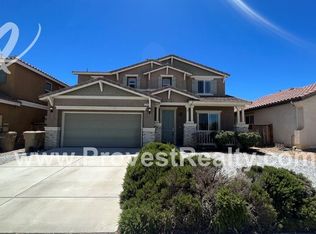 13141 La Crescenta Ave, Oak Hills, CA 92344