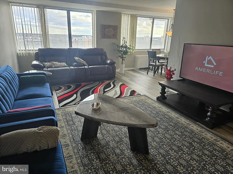 301 N Beauregard St #1002 — Photo 3