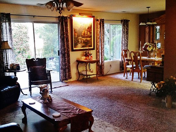 3rd image of 901 Arlene Ct