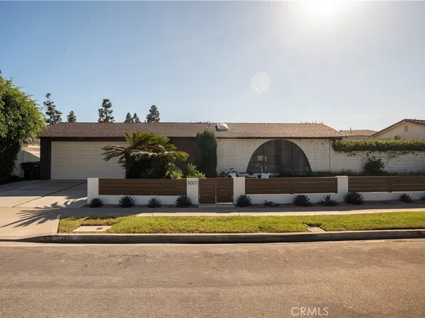 3007 Java Rd, Costa Mesa, CA 92626