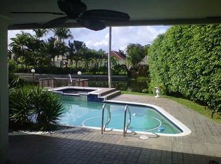 3230 N 36th St, Hollywood, FL 33021
