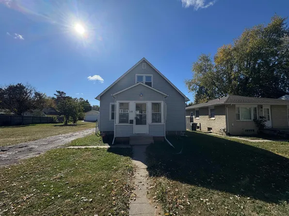 1132 Byron Ave, Waterloo, IA 50702