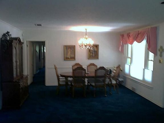 5th image of 907 Leatrice Dr