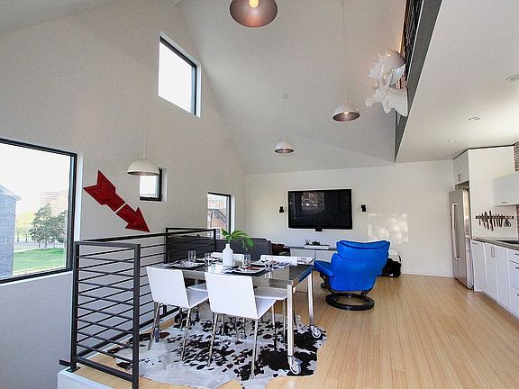 Open kitchen-living room