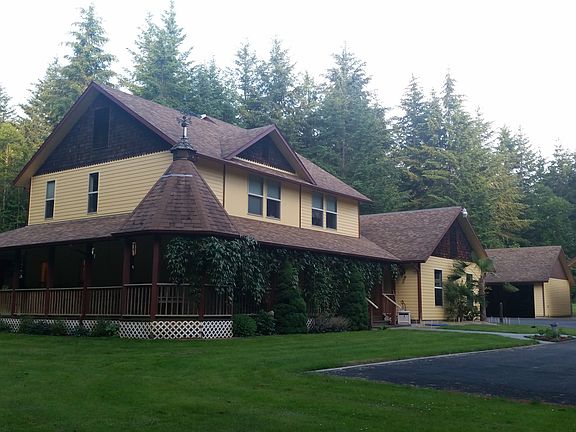 Wrap-around porch w/gazebo