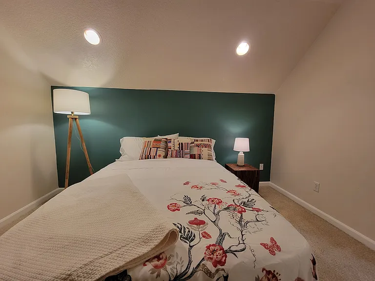 5717 SW 53rd Ave — Photo 8
