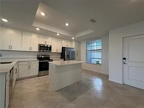 Building Photo - 19015 Scallop Loop #101