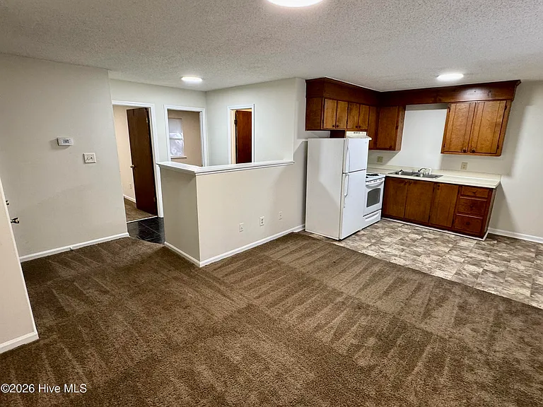 3215 Summer Pl #22 — Photo 9