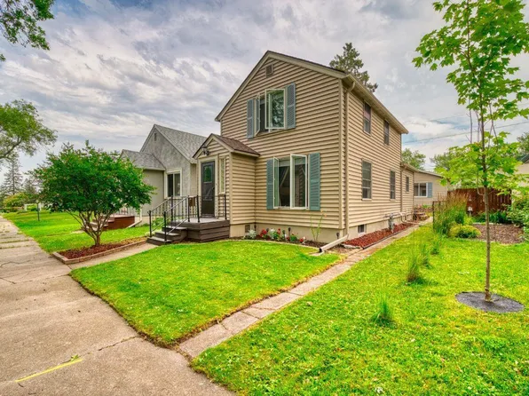 1009 14th St N, Virginia, MN 55792