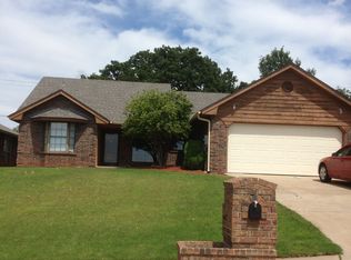 914 N Blackwelder Ave, Edmond, OK 73034