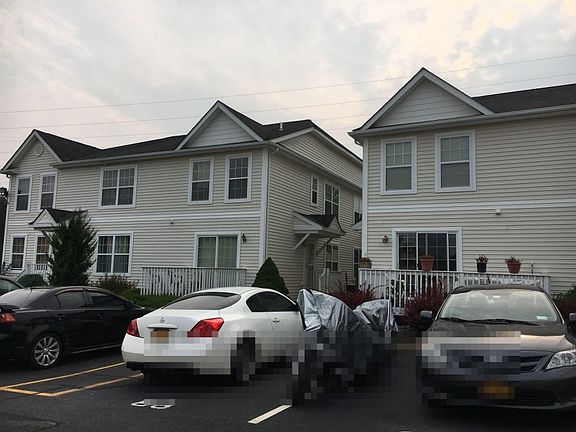 3rd image of 51 Jordan Ln