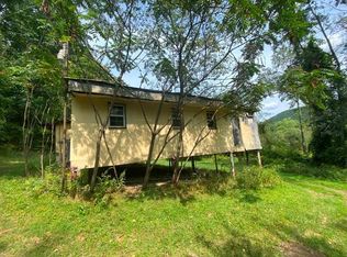 203 Riverview Ln, Youngsville, PA 16371