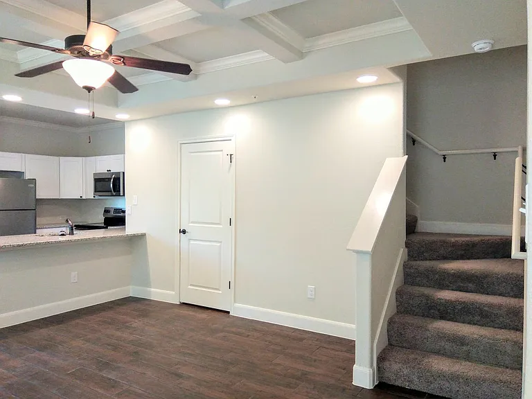 6315 Melanzane Ave #1 — Photo 5