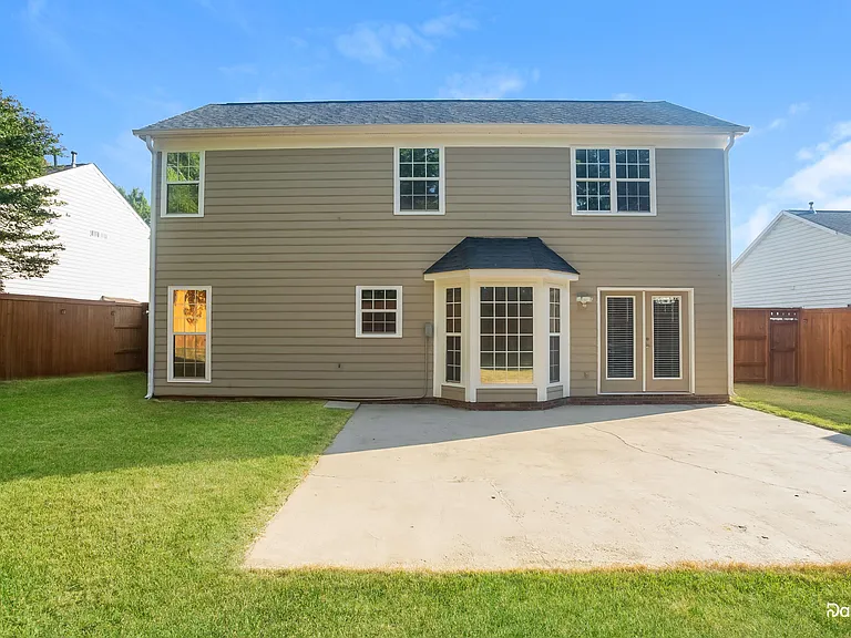 2915 Canary Ct — Photo 15