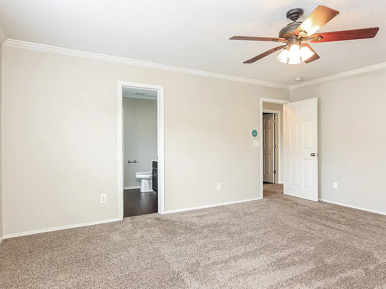 1005 Gelfield Rd — Photo 11