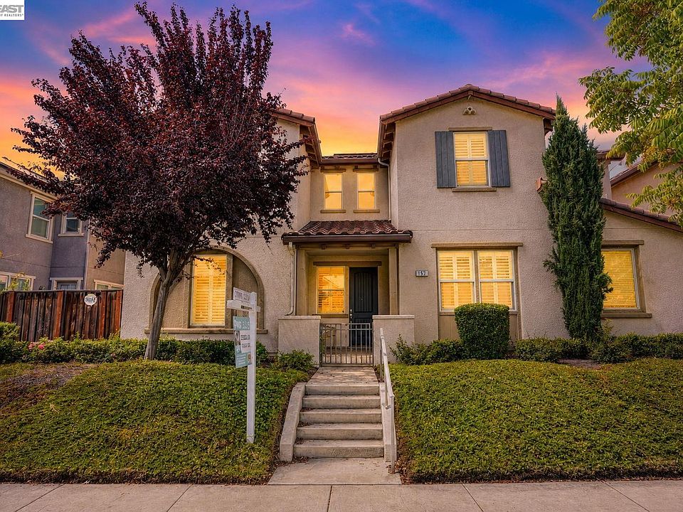 1st image of 157 Misty Cir