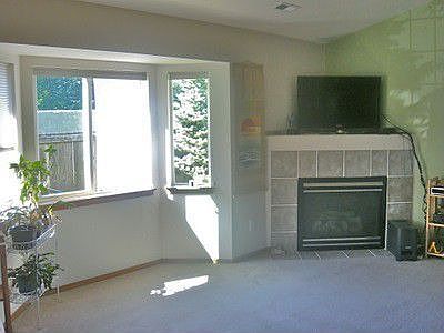 4th image of 221 Hemming Way