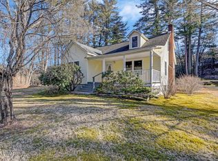 116 Greeley Lake Rd, Greeley, PA 18425