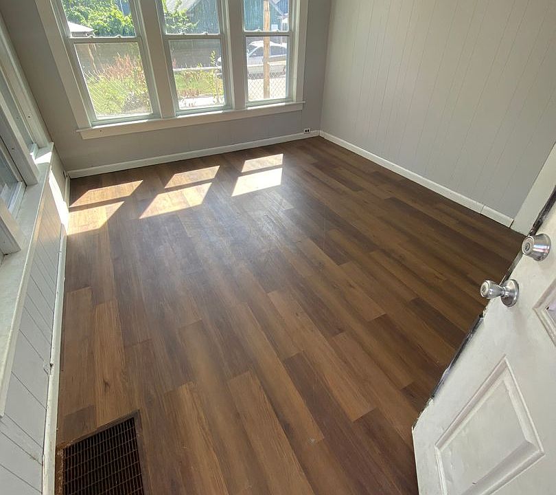 1st image of 6 E Pearl St APT 1