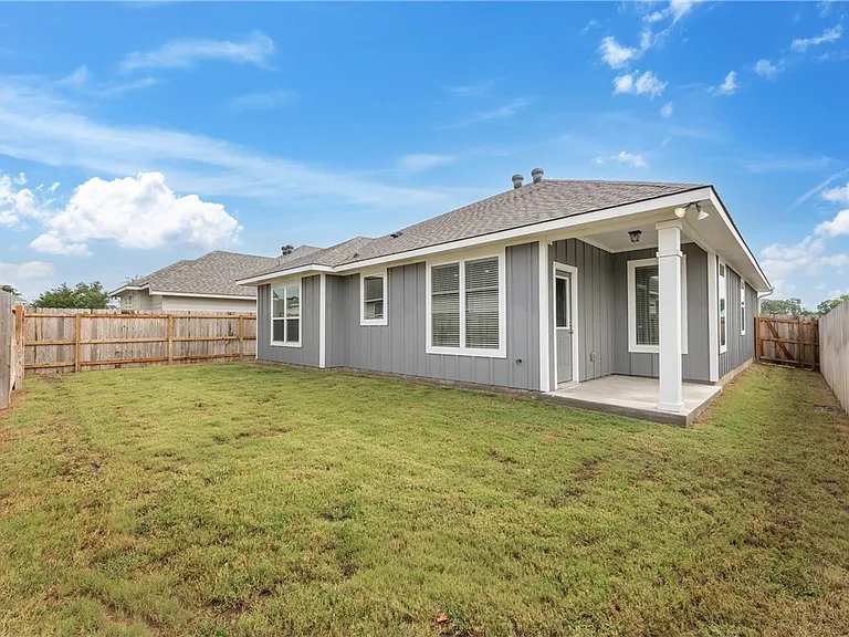 6004 Badger St — Photo 14