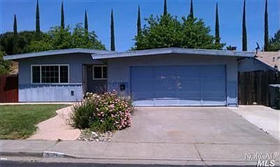 1st image of 591 Silver Dr