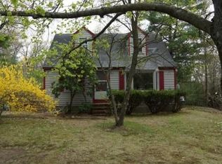 131 Milford St, Medway, MA 02053