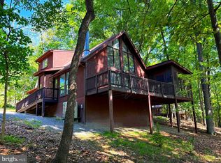 277 Endless Summer Rd, Hedgesville, WV 25427