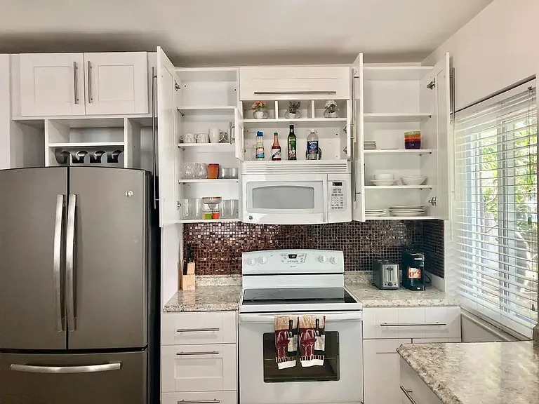 811 SW 11th St #811 — Photo 5