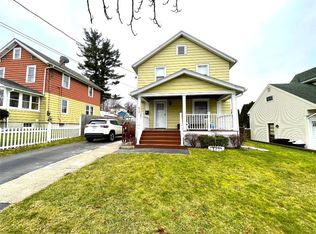 416 Riverside Dr, Johnson City, NY 13790