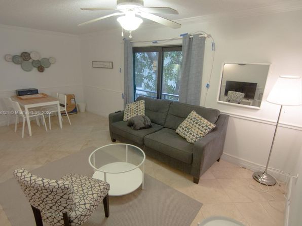 753 Michigan Ave APT 1B