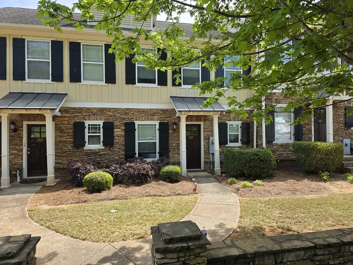 Front Entrance - 357 Whitehall Rd