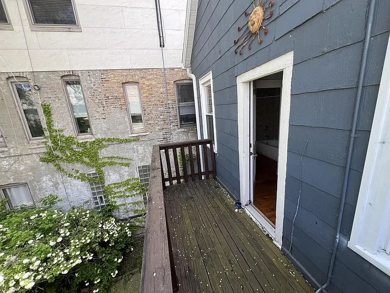 2010 W Concord Pl — Photo 12