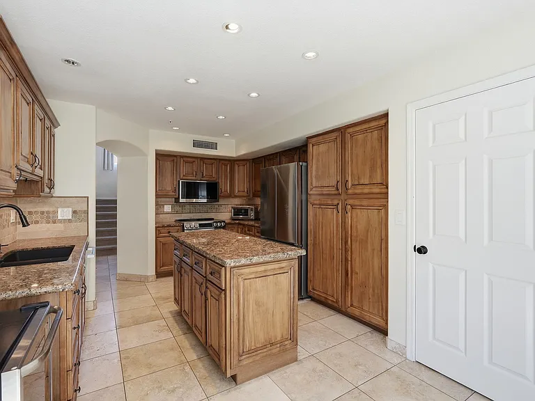 8894 E Aster Dr — Photo 12