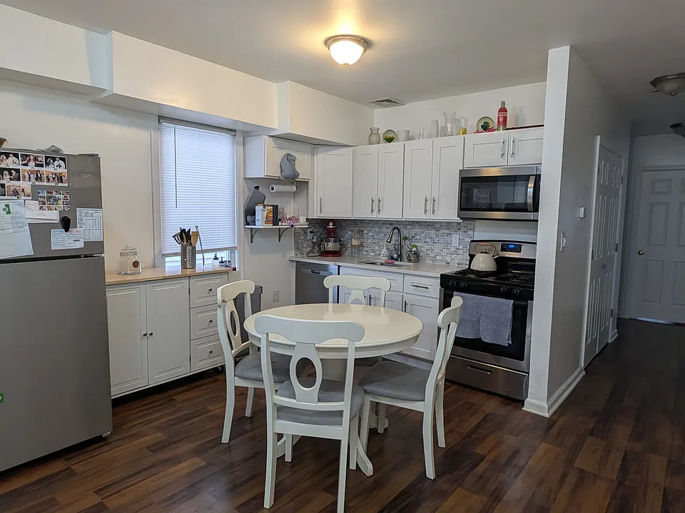 122 Orange St #1