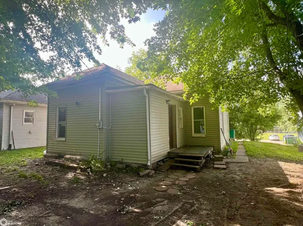 404 W Stone Ave, Fairfield, IA 52556