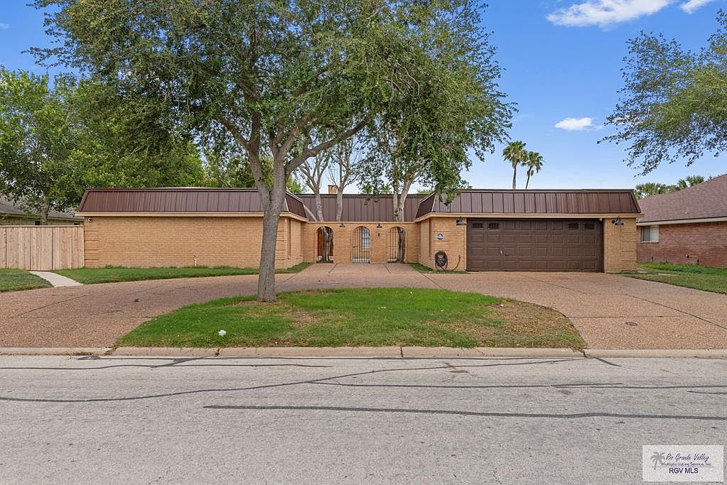 5210 Palm Valley Dr S