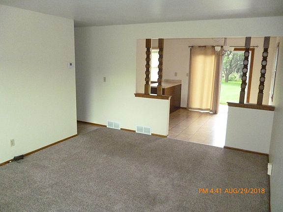 Living Room - Kitchen