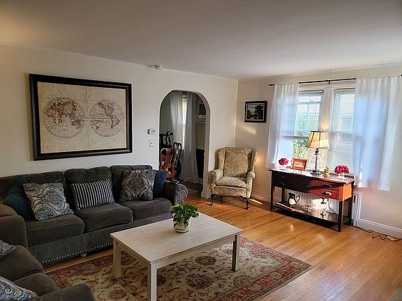 Living room leading to diningroom