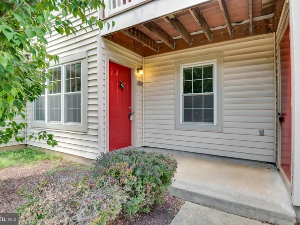 8883 Rusland Ct, Fort Washington, MD 20744