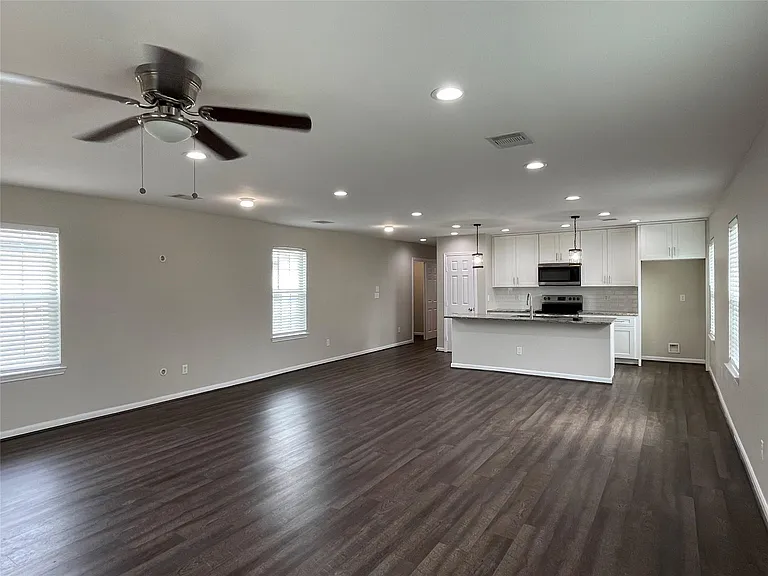 3340 Simmons St — Photo 5