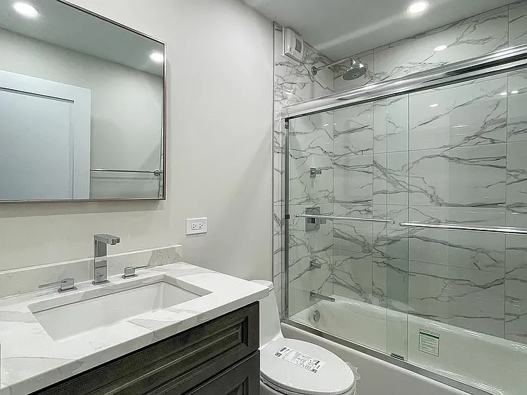 1660 N Lasalle St #3903 — Photo 10