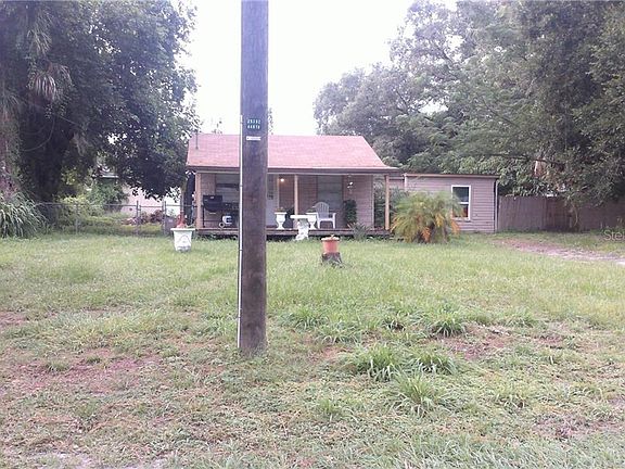 3rd image of 806 E McEwen Ave