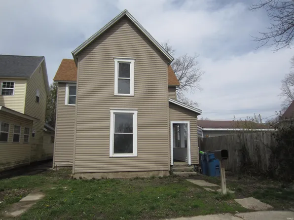 303 E South D St, Gas City, IN 46933