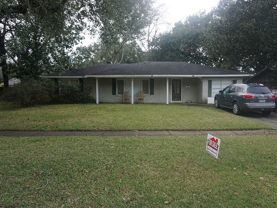 1st image of 308 Jefferson Dr