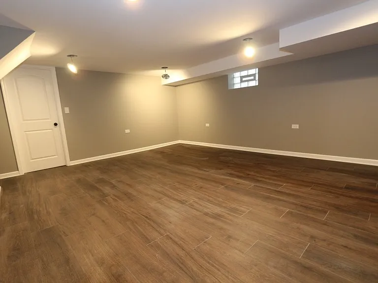1413 W 112th Pl — Photo 18