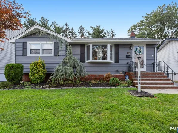 214 Colonial Ave, Saddle Brook, NJ 07663