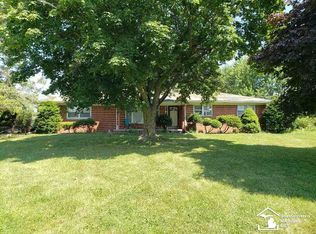 5155 Carleton Rockwood Rd, South Rockwood, MI 48179