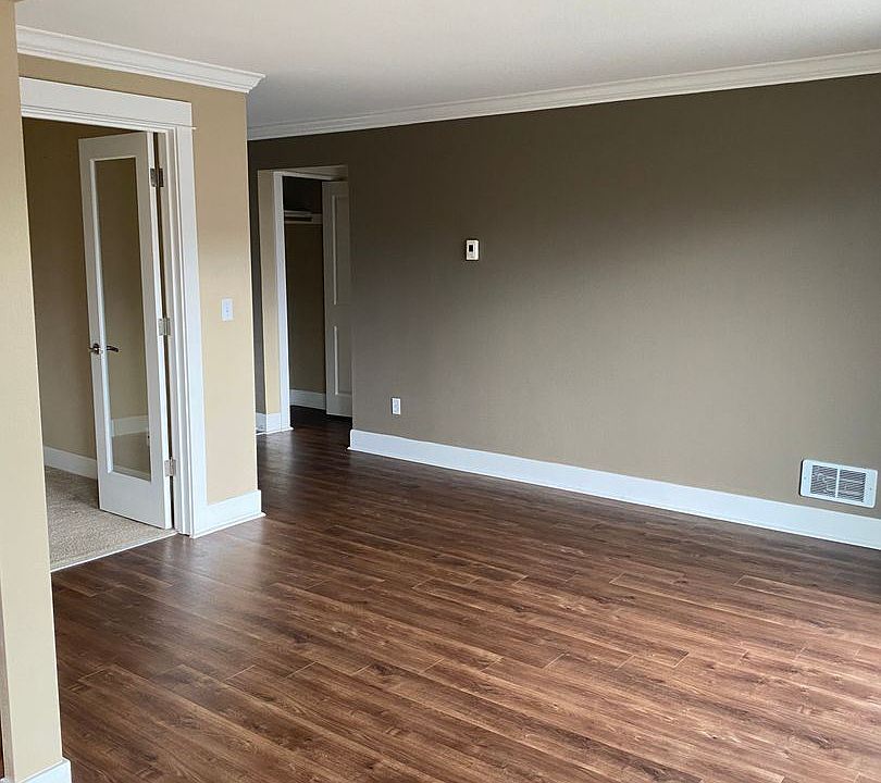 1st image of 2250 NW 59th St APT 204